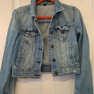 American Eagle denim jacket size Medium. Good condition. #w26